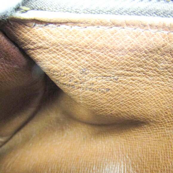 LOUIS VUITTON Authentic Brown Monogram Papillon Bag - Picture 14 of 15